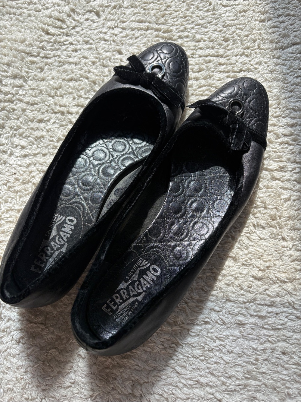 Salvatore Ferragamo Black Leather Bow Ballet Flats